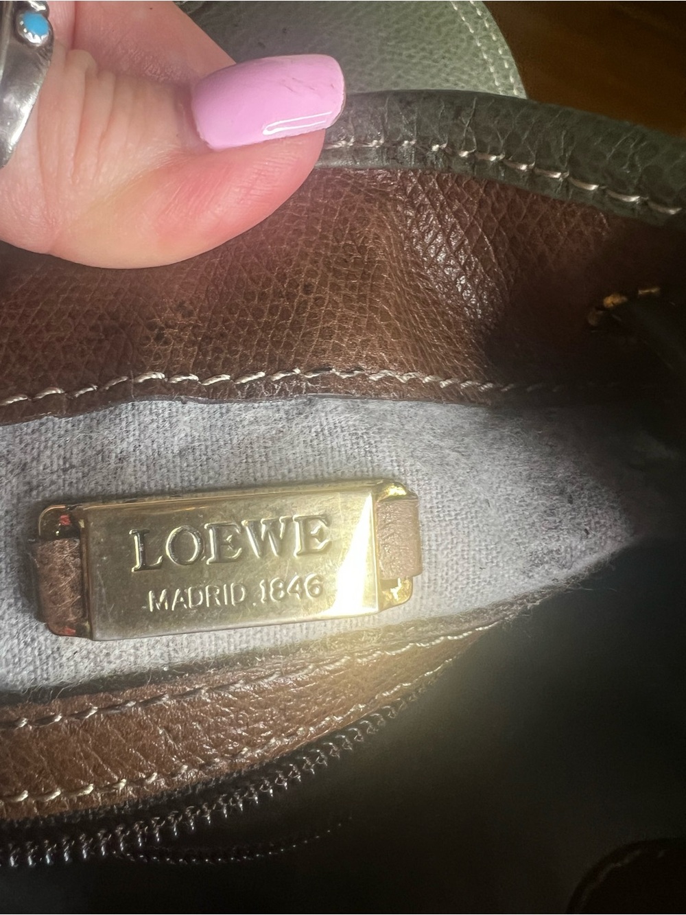 LOEWE Vintage Amazona Top Handle Crossbody Tote Bag - Picture 12 of 15